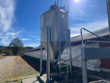 8 Ton Feed Bin with Scales