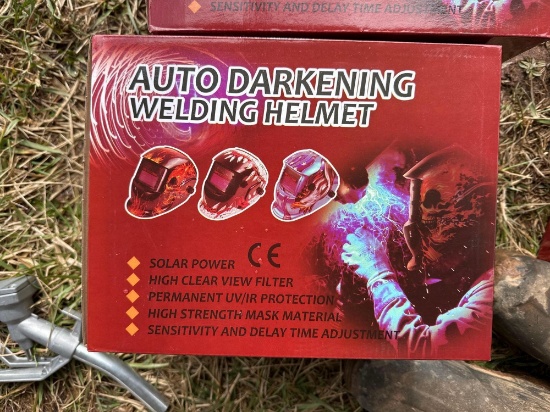 Auto Darkening Welding Helment