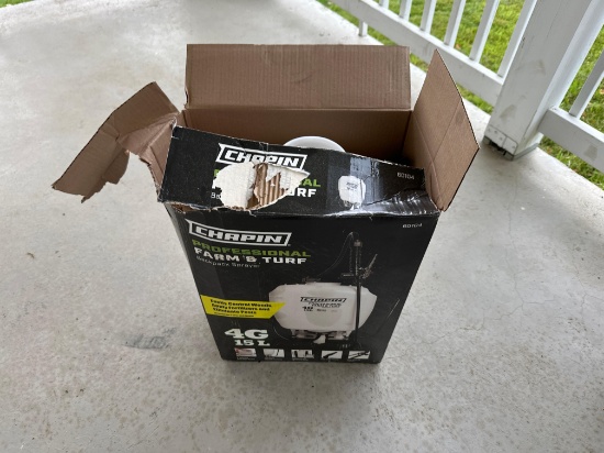 Chapmin Farm and Turf Backpack Sprayer 15 Gallon