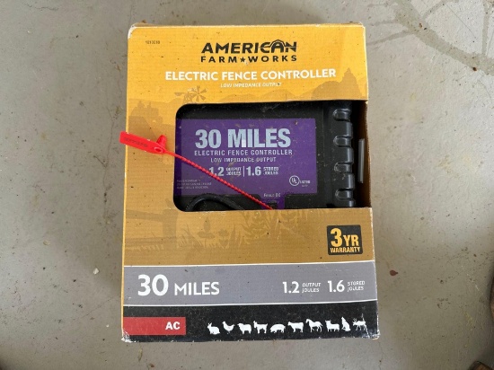 30 Mile American Farm Works Electric Fence Controller