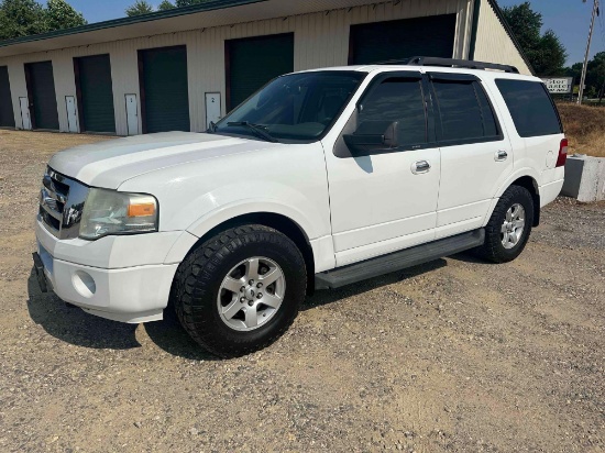 2010 Ford Expedition 4x4 (MPV), VIN # 1FMJU1G51AEB51400
