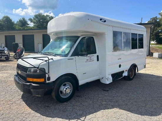 2018 Chevrolet Express Van, VIN # 1GB3GRBG0J1261295