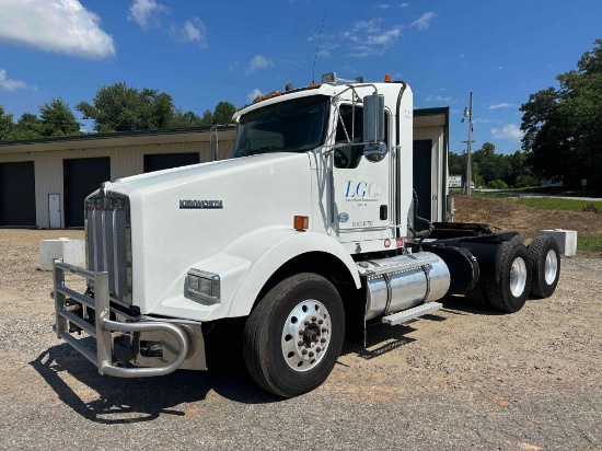 2012 Kenworth T800 Truck, VIN # 1XKDDP9X3CJ300455