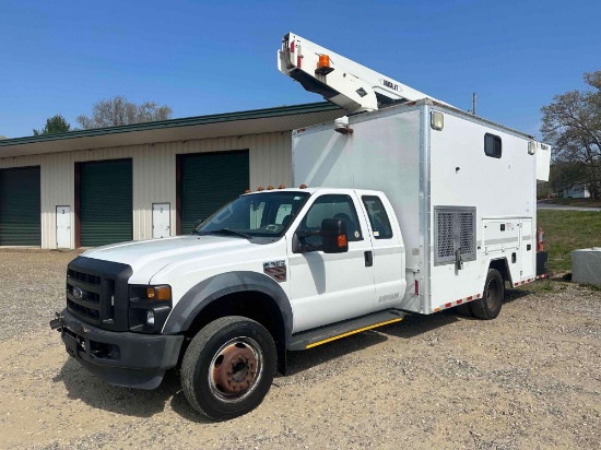 2010 Ford F-550 Bucket Truck, VIN # 1FDAX5GR9AEA21656