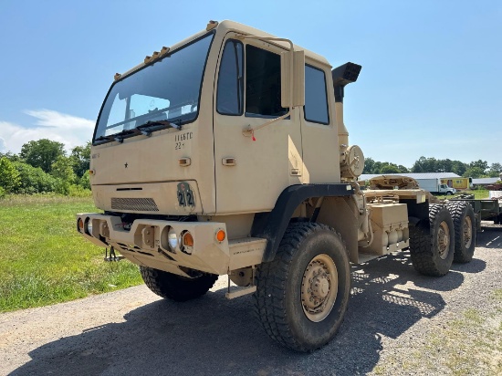 2002 Stewart and Stevenson Services M1088A1 Military Truck