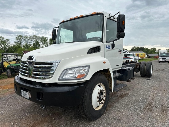 2007 Hino 268 Truck, VIN # 5PVNJ8JT072S50704