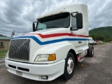 2000 Volvo VNL Truck, VIN # 4V4N21JF5YN250183