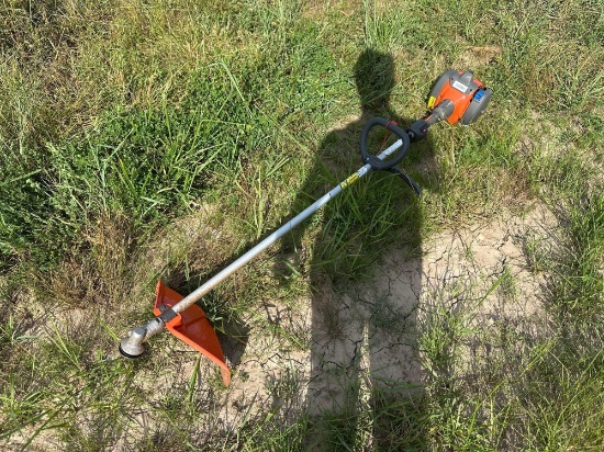 Husqvarna 122RJ Weedeater