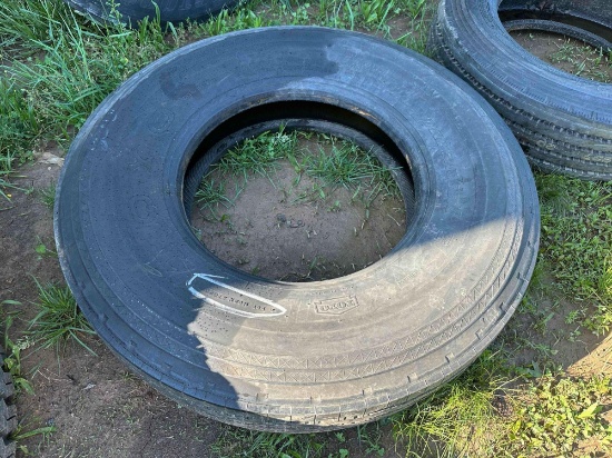 1 Bridgestone 255/70R 22.5 and 1 Toyo M-872 12R 22.5 Tires