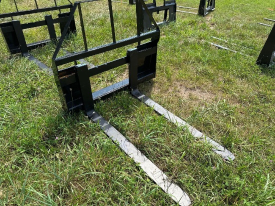 New/Unused Quick Attach Pallet Forks