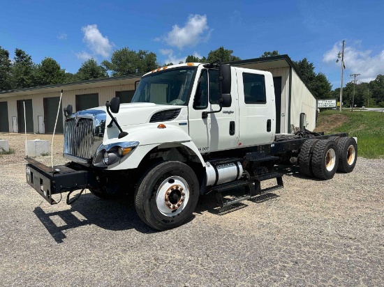 2011 International WorkStar 7400 Chassis Truck, VIN # 1HTWGAAR1BJ325796