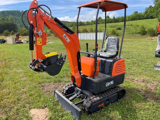 New/Unused Aboss GH16 Mini Excavator