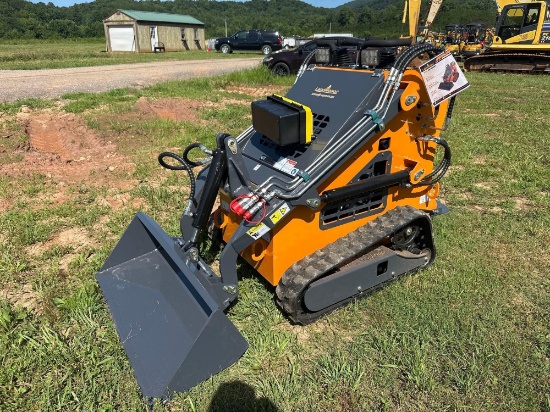 New/Unused Landhonor LHR-ME380X2 Mini Skidsteer