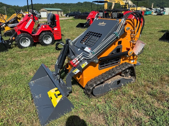 New/Unused Landhonor LHR-ME380X2 Mini Skidsteer