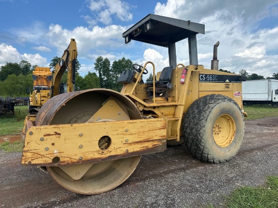 Caterpillar CS-563C Smooth Drum Compactor