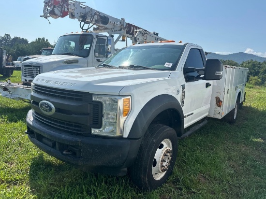 2017 Ford F-550 Service Truck, VIN # 1FDUF5GT2HED80546