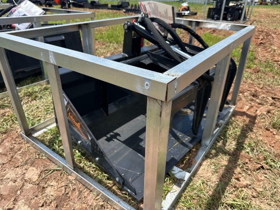 New/Unused Landhonor 44in Mini Skidsteer Grapple Bucket