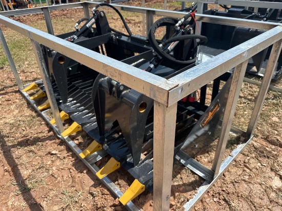 New/Unused Landhonor 72in Quick Attach Rock Bucket Grapple