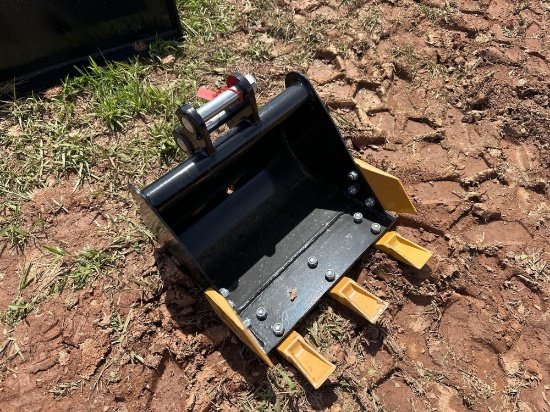 New/Unused 15in Mini Excavator Bucket