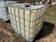 (1) 275 Gallon Plastic Tank in Metal Cage