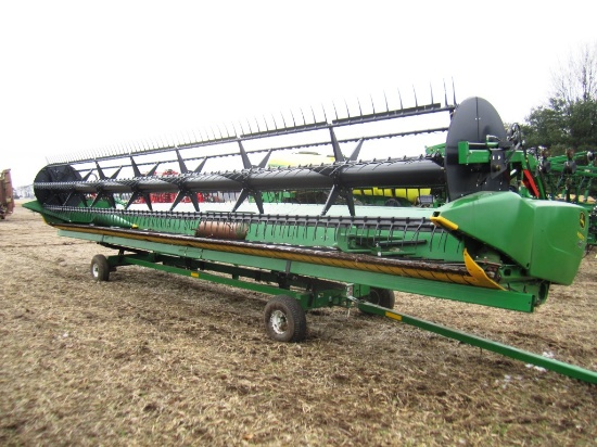 2014 John Deere 635D 35’ Draper Grain Platform