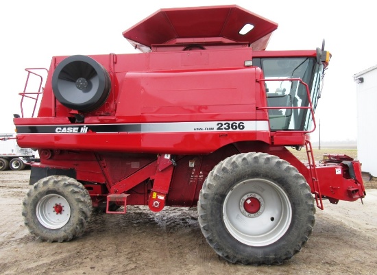 2003 Case IH 2366