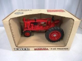 1/16 Farmall F20