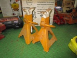 Pair of Safety Jacks - NO RESERVE