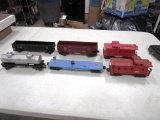 Lot of 6 - Vintage O-scale Lionel cars