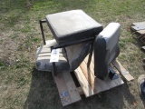 Pallet with Seats
