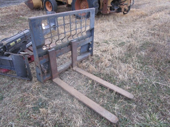 188-16 Set of 42" Skid Steer QA Forks