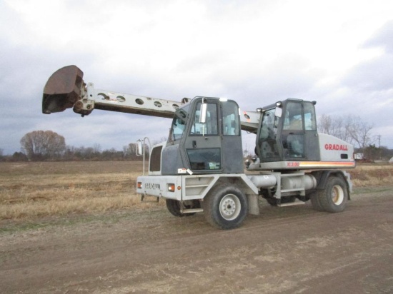 201-1  2003 Gradall XL 3100 - 4x4!!