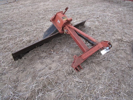 115-3 Case IH #30 7' 3pt. Rear Blade - NO RESERVE