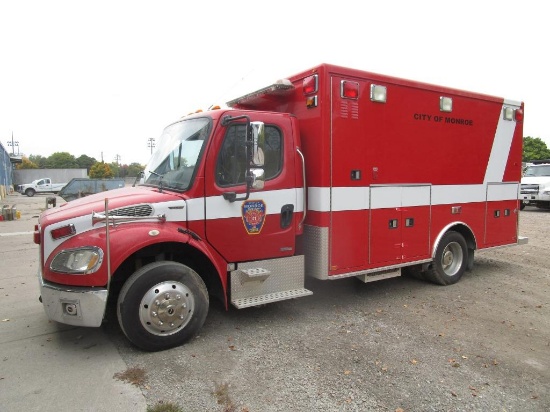 199-4  2004 Freightliner Mobile Command Unit ONLY 57k Mi.