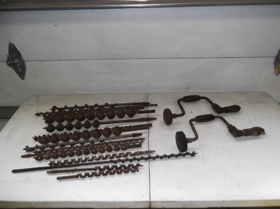 109-10 Lot of Drill Bits
