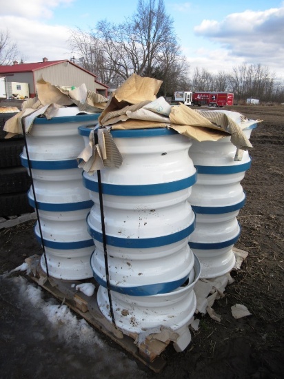 124-1 (16) NEW Take Off 22.5 Steel Hub Pilot Truck Rims - Sold by the rim x 16