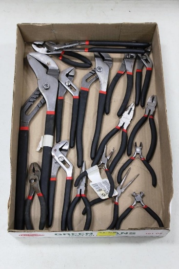 99-113A Lot of Pliers