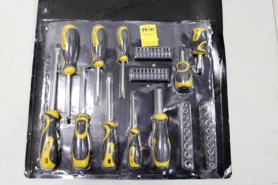 99-141 NEW Screwdriver Set