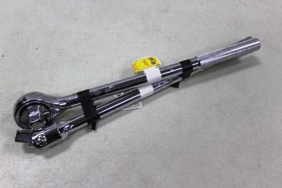 99-93 NEW Jobsmart 3/4" Ratchet and Breaker Bar