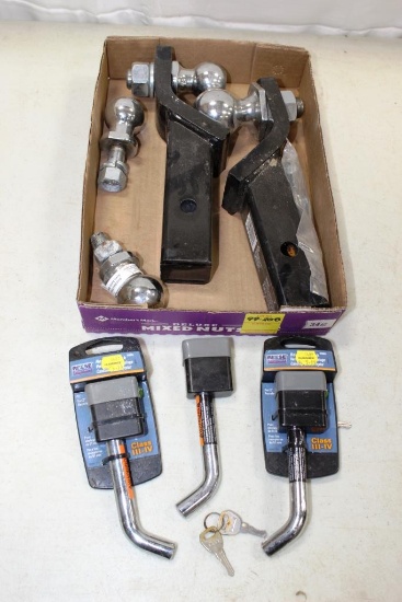 99-208 Lot of Trailer Hitch Recievers, Pins and Balls