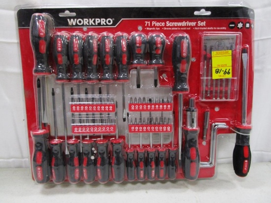 99-18 NEW Set of Screwdrivers