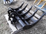 139-18 NEW Excavator Root Rake