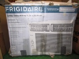 99-493 Frigidaire Window Air Conditioner