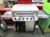 99-526 NEW Char Broil Grill - Missing Door