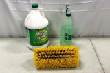 99-226 Lot of Simple Green and Brush