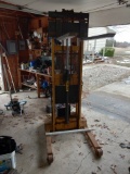 109-13 Big Joe Electric Forklift