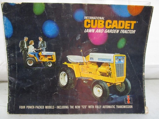 156-16 Cub Cadet Advertising Brochure (123 Intro)