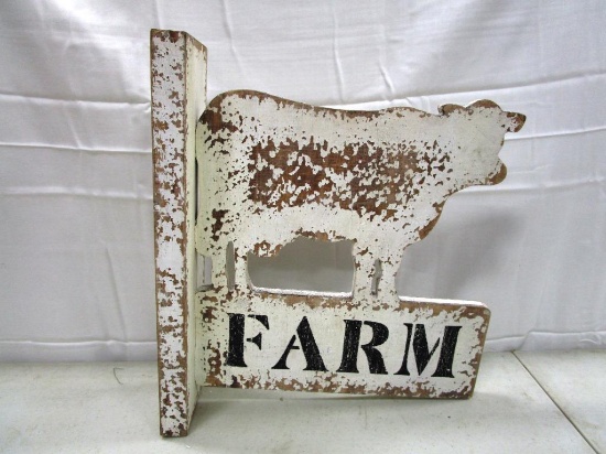 106-22 Wooden Cow Farm Sign