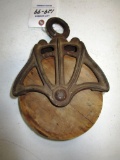 129-99 Cast Iron/Wood Pulley
