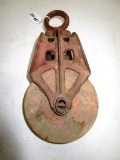 129-102 Cast Iron/Wood Pulley